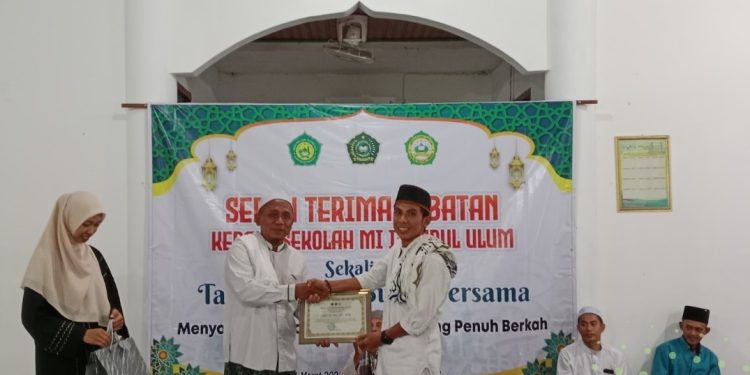 Buka Puasa Bersama, Penyaluran Zakat, Tausiyah & Serah Terima Jabatan Kepala Madrasah